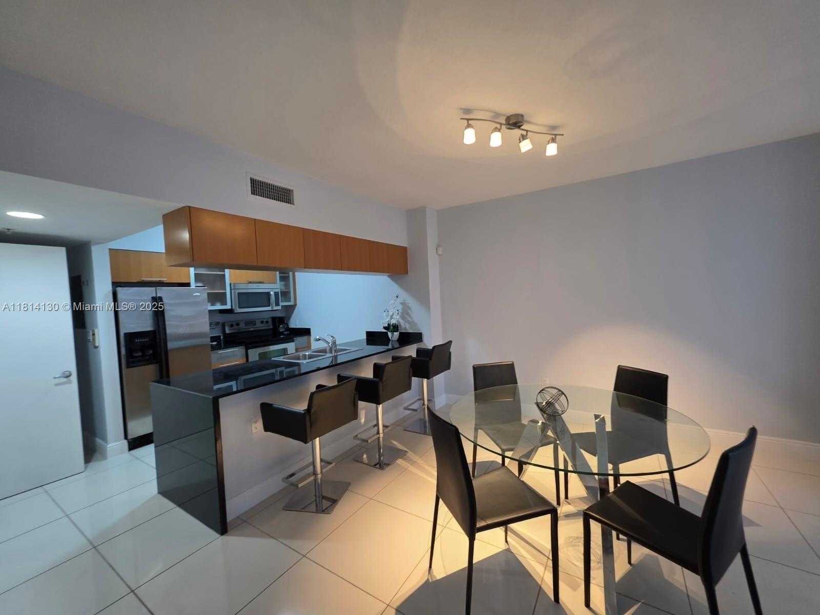 Small Image of 1750 NORTH BAYSHORE DR #2604, Miami Number 3