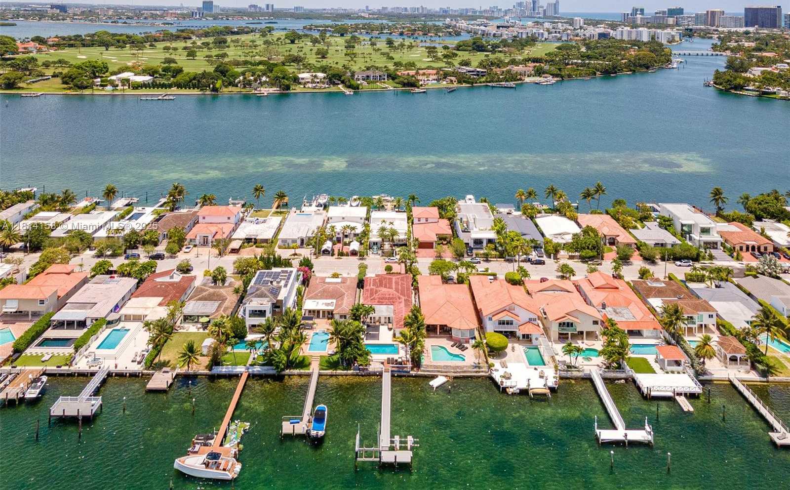 Small Image of 1430 STILLWATER DR #1430, Miami Beach Number 62