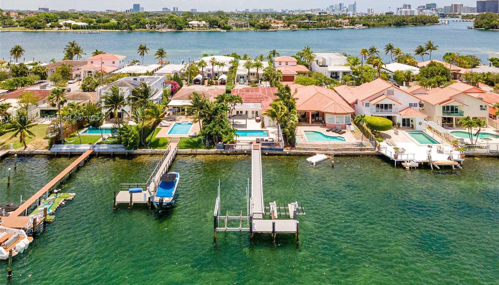 Small Image of 1430 STILLWATER DR #1430, Miami Beach Number 63