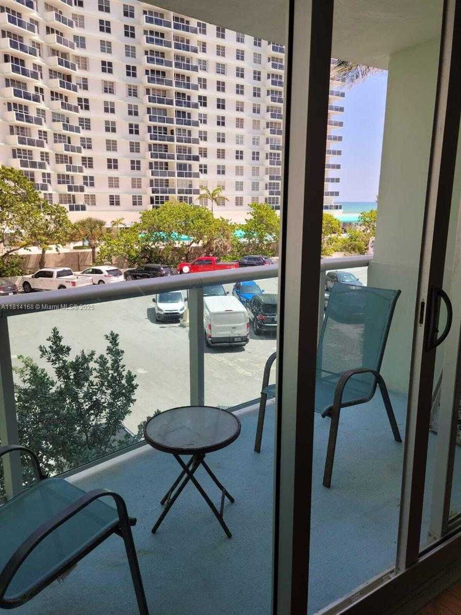 Small Image of 3801 SOUTH OCEAN DR #3A, Hollywood Number 2
