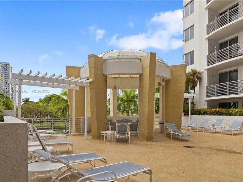 Small Image of 1830 RADIUS DR #620, Hollywood Number 23