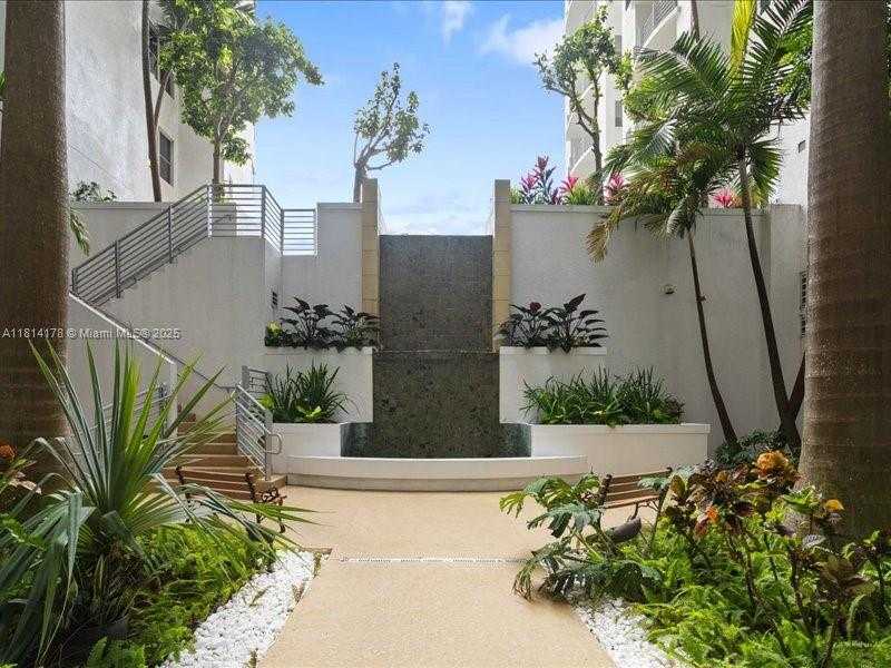 Small Image of 1830 RADIUS DR #620, Hollywood Number 24