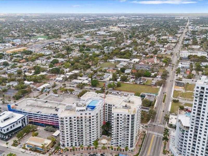 Small Image of 1830 RADIUS DR #620, Hollywood Number 31