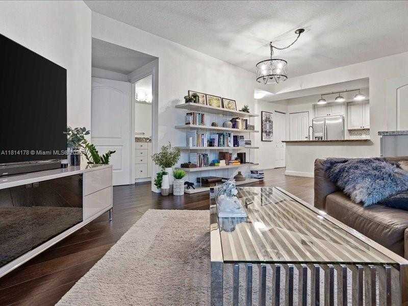 Small Image of 1830 RADIUS DR #620, Hollywood Number 4