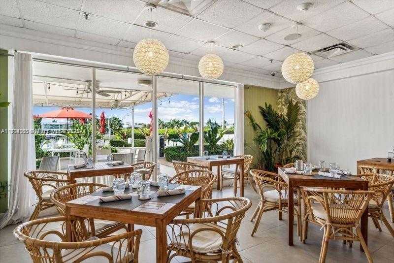 Small Image of 5600 COLLINS AVE #9M, Miami Beach Number 28