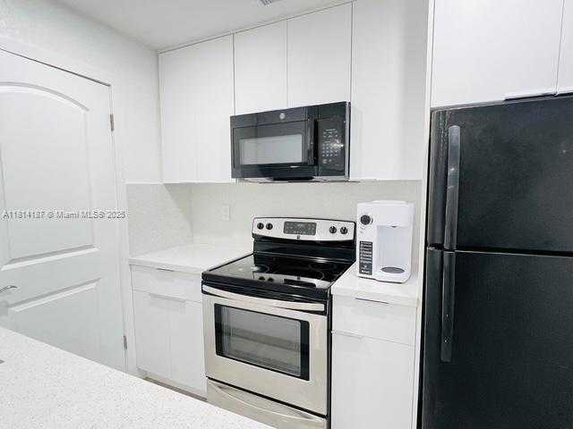 Small Image of 17505 NORTH WEST 67TH PL #H-11, Hialeah Number 11