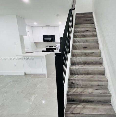 Small Image of 17505 NORTH WEST 67TH PL #H-11, Hialeah Number 16
