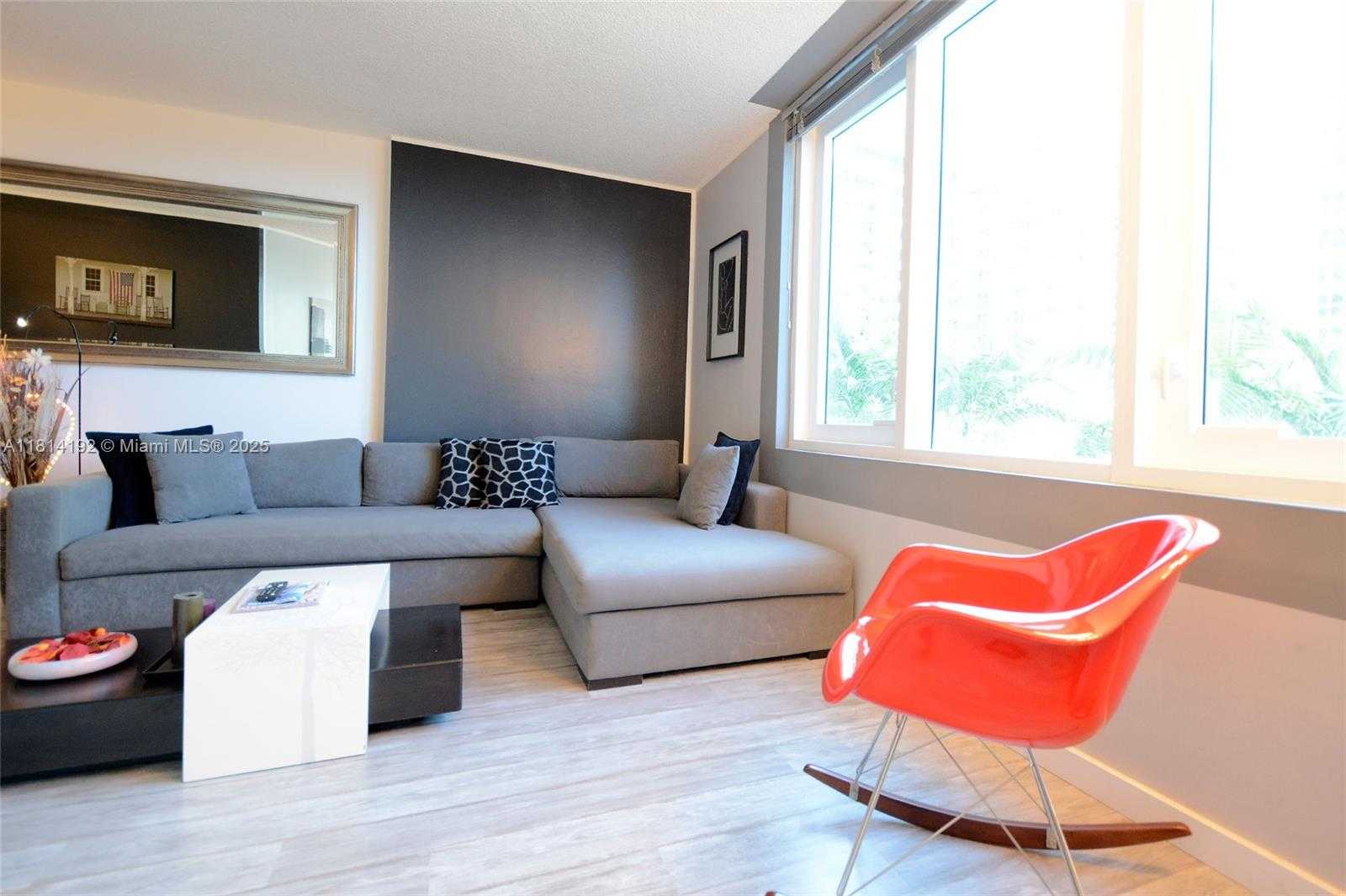 Small Image of 2301 COLLINS AVE #414, Miami Beach Number 11