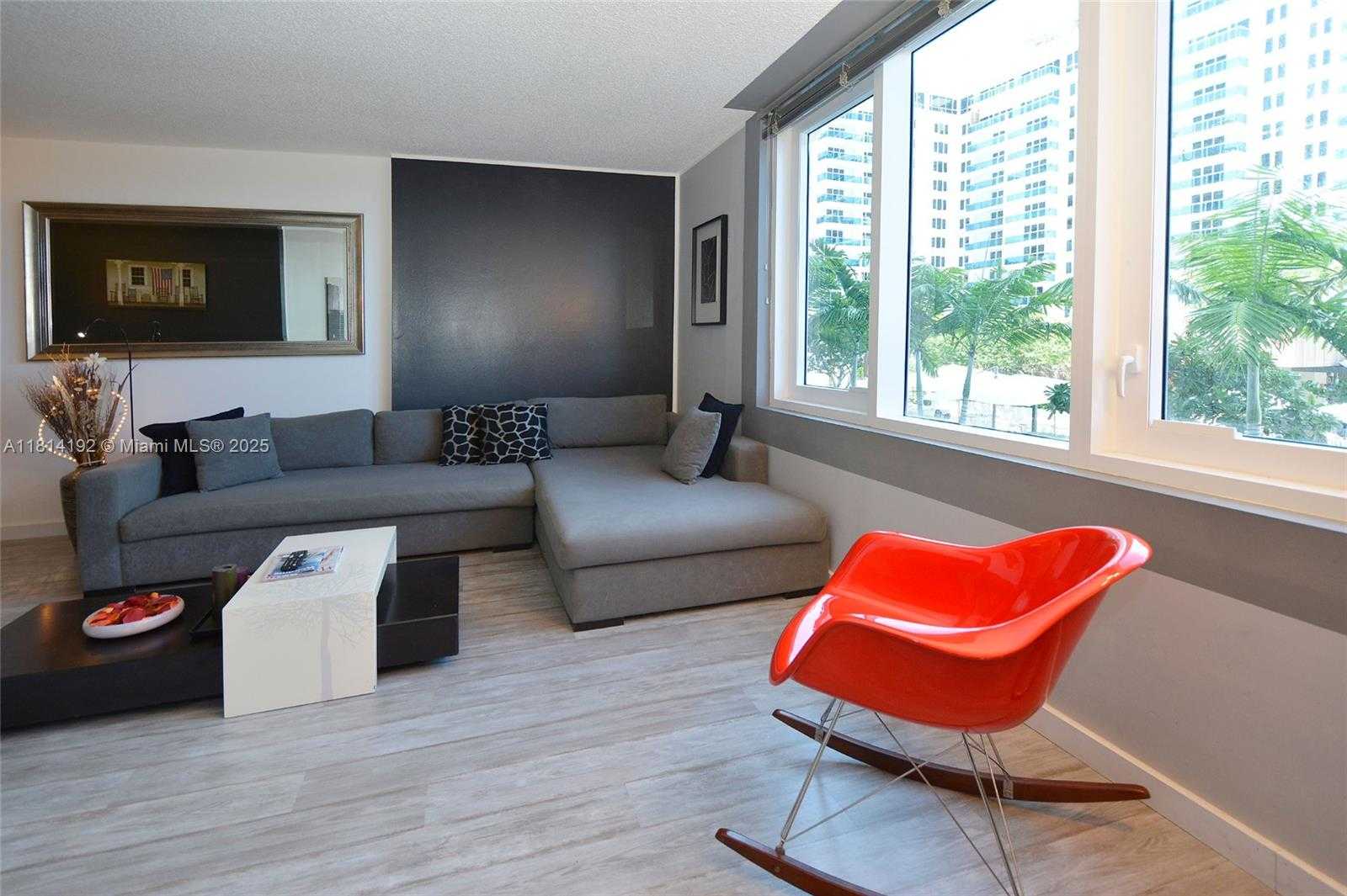 Small Image of 2301 COLLINS AVE #414, Miami Beach Number 13