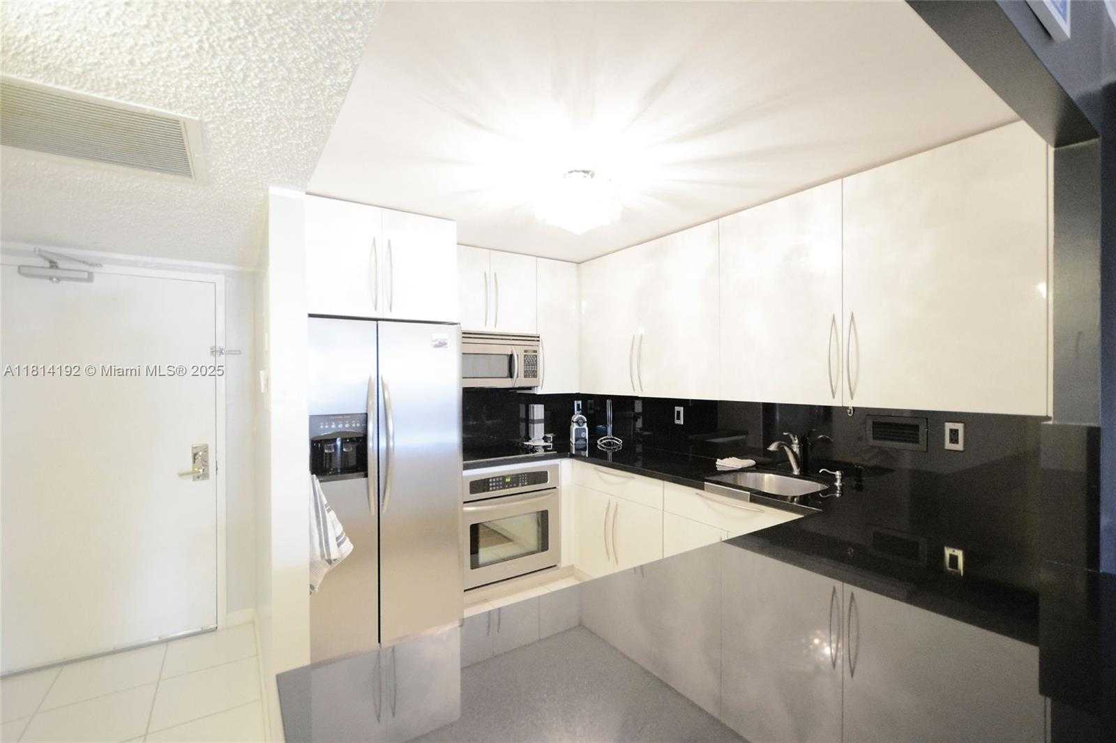 Small Image of 2301 COLLINS AVE #414, Miami Beach Number 16
