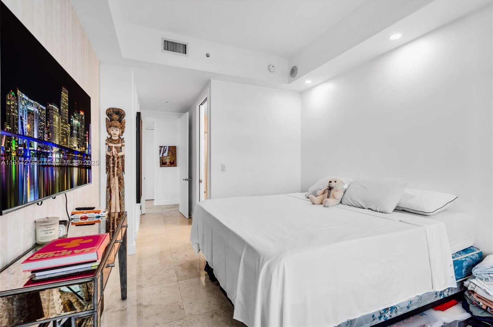 Small Image of 218 SOUTH EAST 14TH ST #802, Miami Number 22