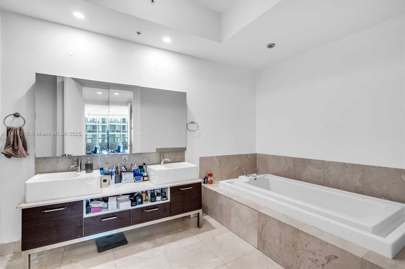 Small Image of 218 SOUTH EAST 14TH ST #802, Miami Number 23