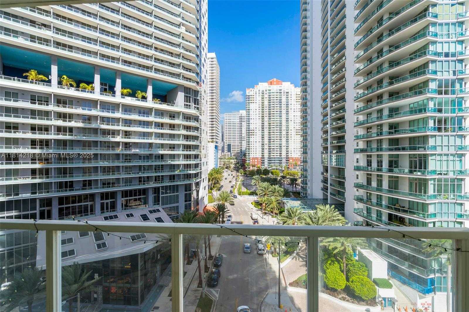 Small Image of 218 SOUTH EAST 14TH ST #802, Miami Number 25