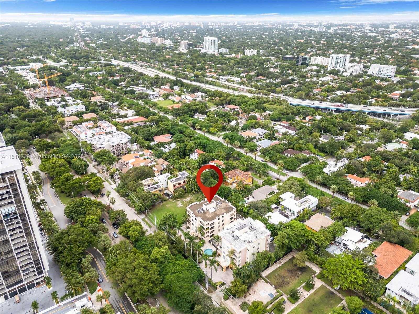 Small Image of 1834 BRICKELL AVE #33, Miami Number 27