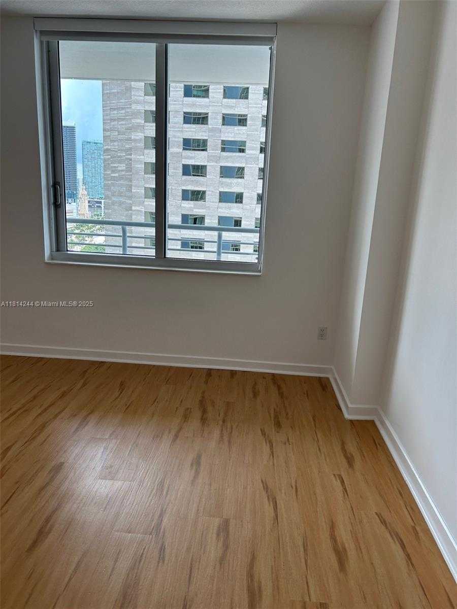 Small Image of 335 SOUTH BISCAYNE BLVD #2404, Miami Number 15