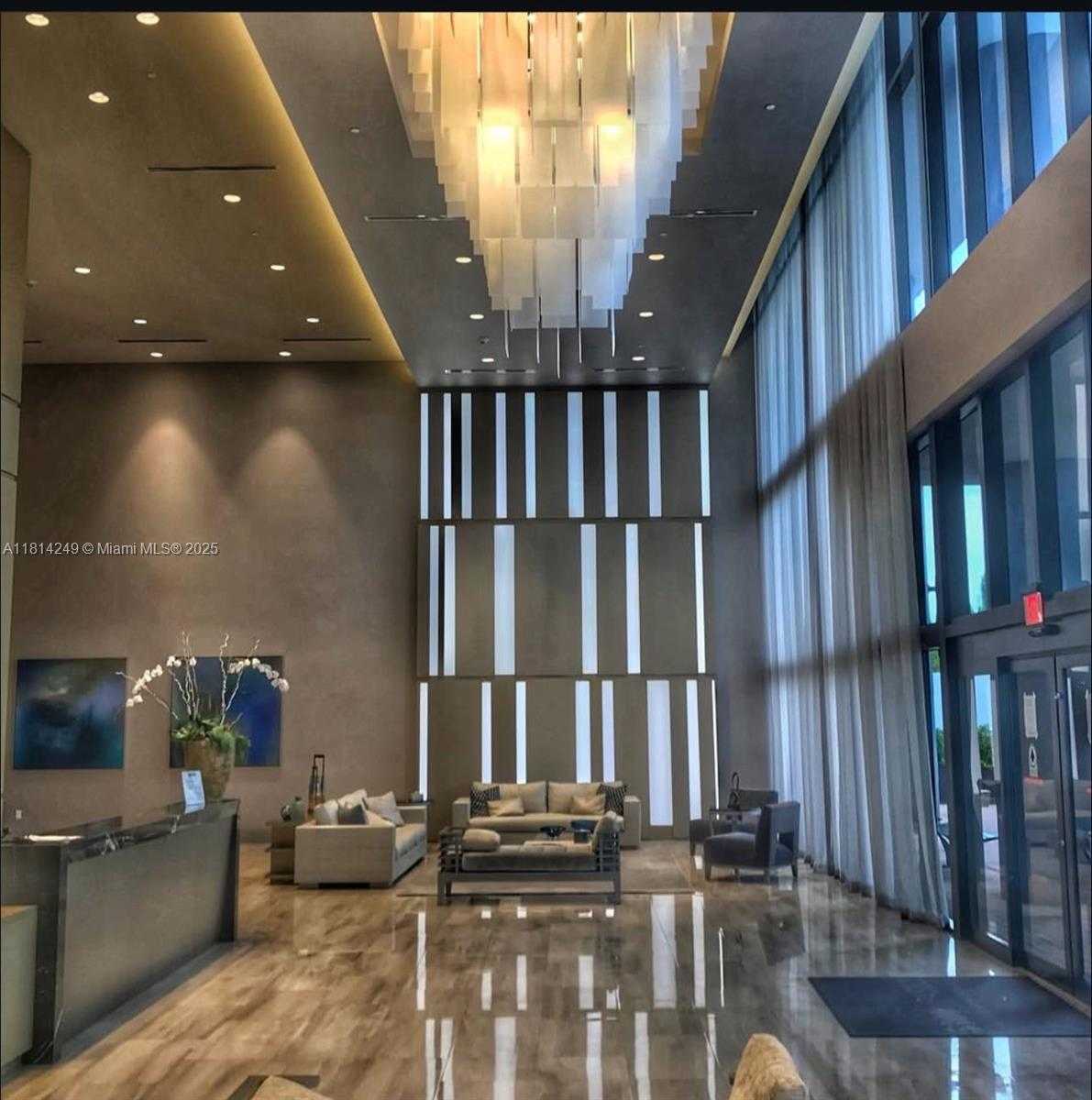 Small Image of 5300 PASEO BLVD #1507, Doral Number 2