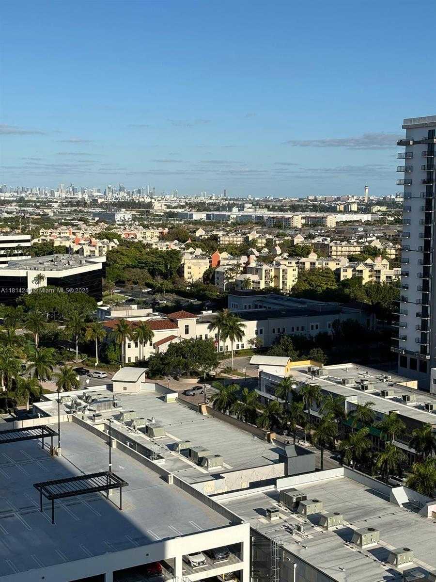 Small Image of 5300 PASEO BLVD #1507, Doral Number 30