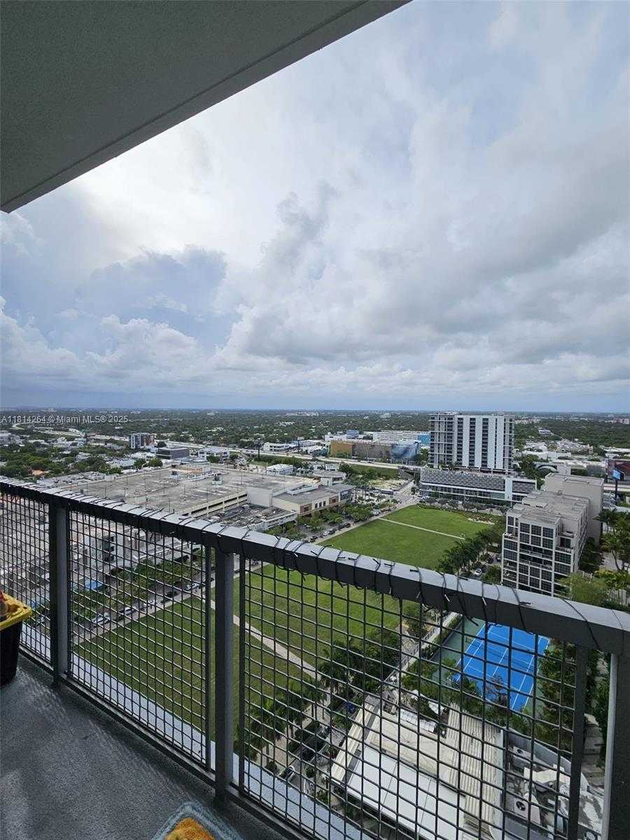 Small Image of 3301 NORTH EAST 1ST AVE #H2211, Miami Number 13