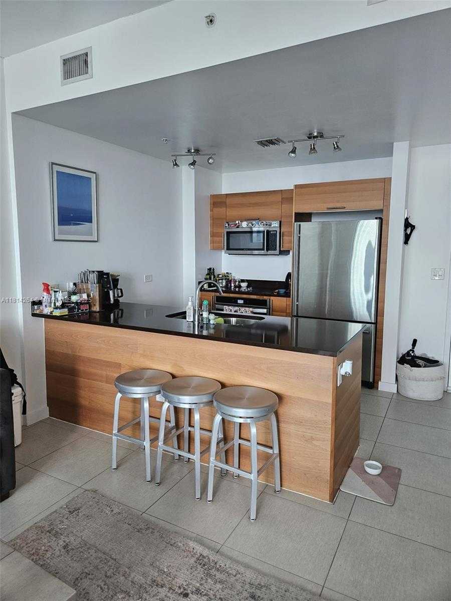 Small Image of 3301 NORTH EAST 1ST AVE #H2211, Miami Number 3