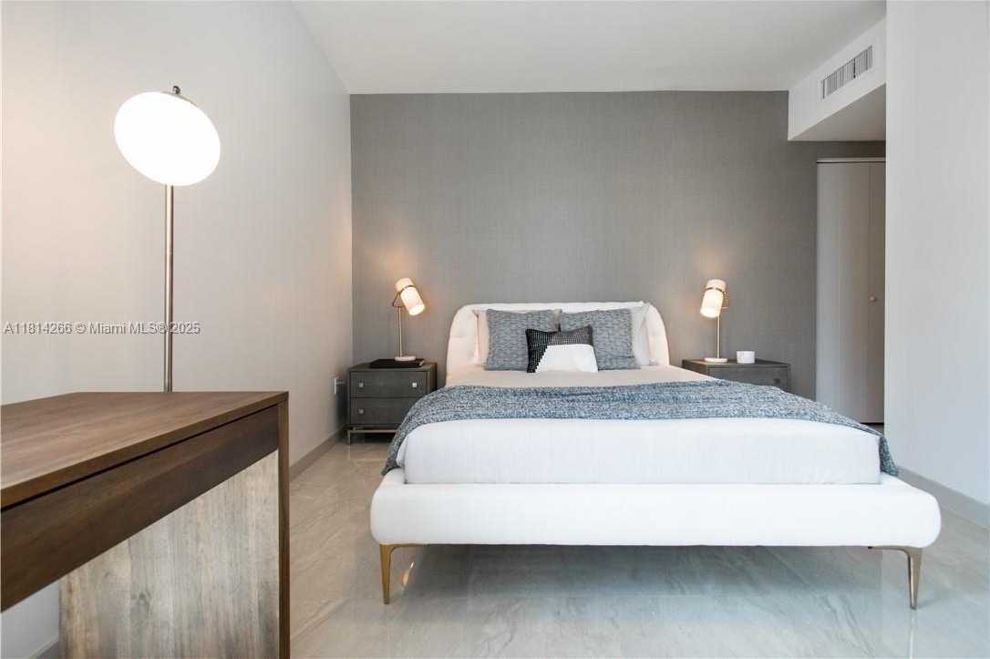 Small Image of 1010 SOUTH WEST 2ND AVE #804, Miami Number 6