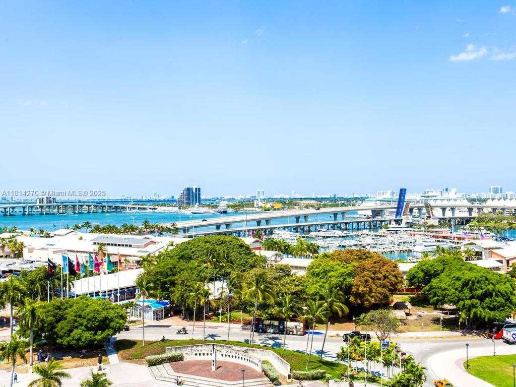 Small Image of 244 BISCAYNE BLVD #1002, Miami Number 16