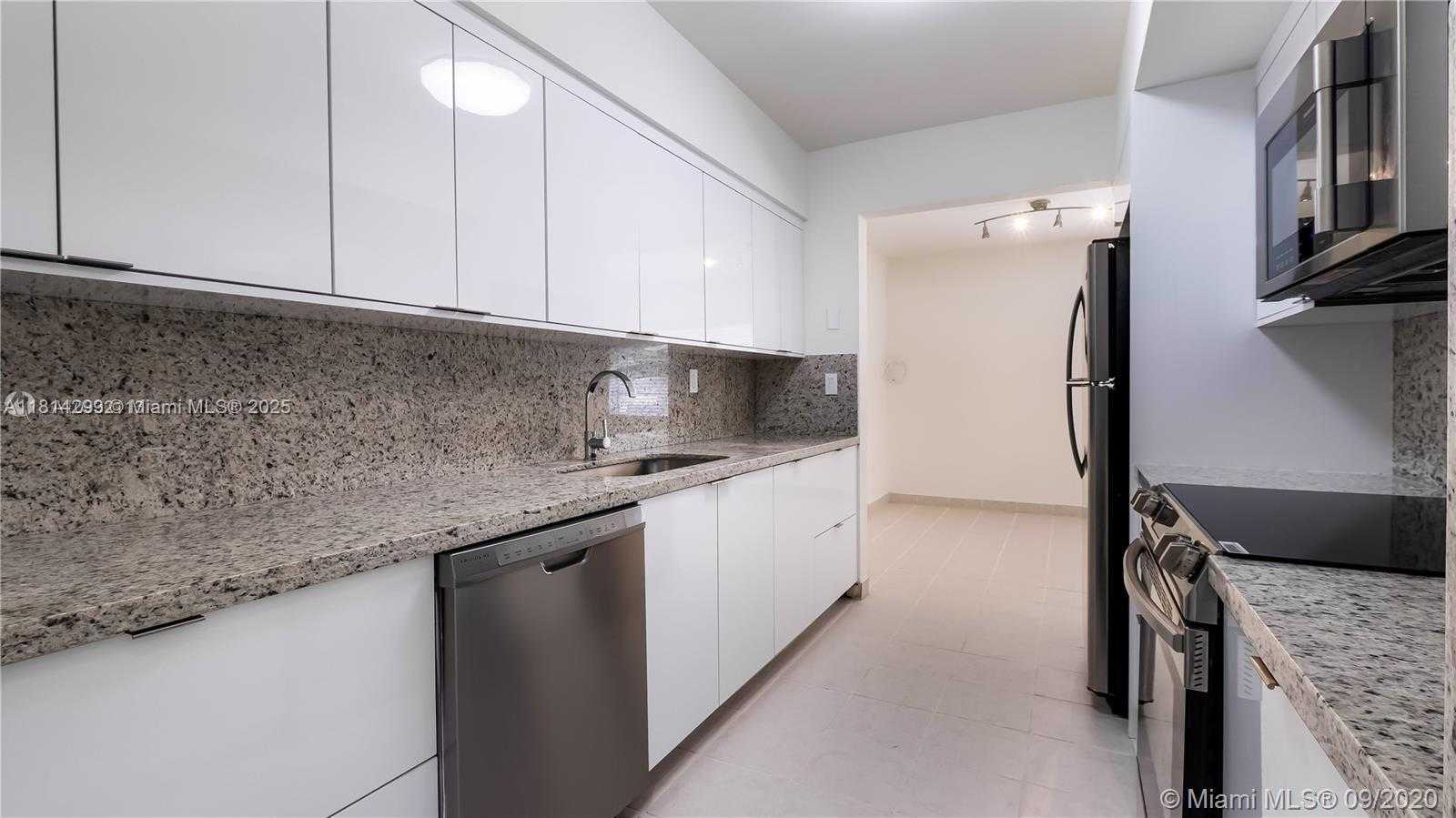 Small Image of 3941 SEGOVIA ST, Coral Gables Number 4