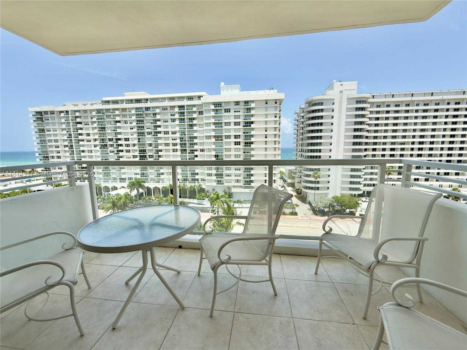 Small Image of 5600 COLLINS AVE #10V, Miami Beach Number 15