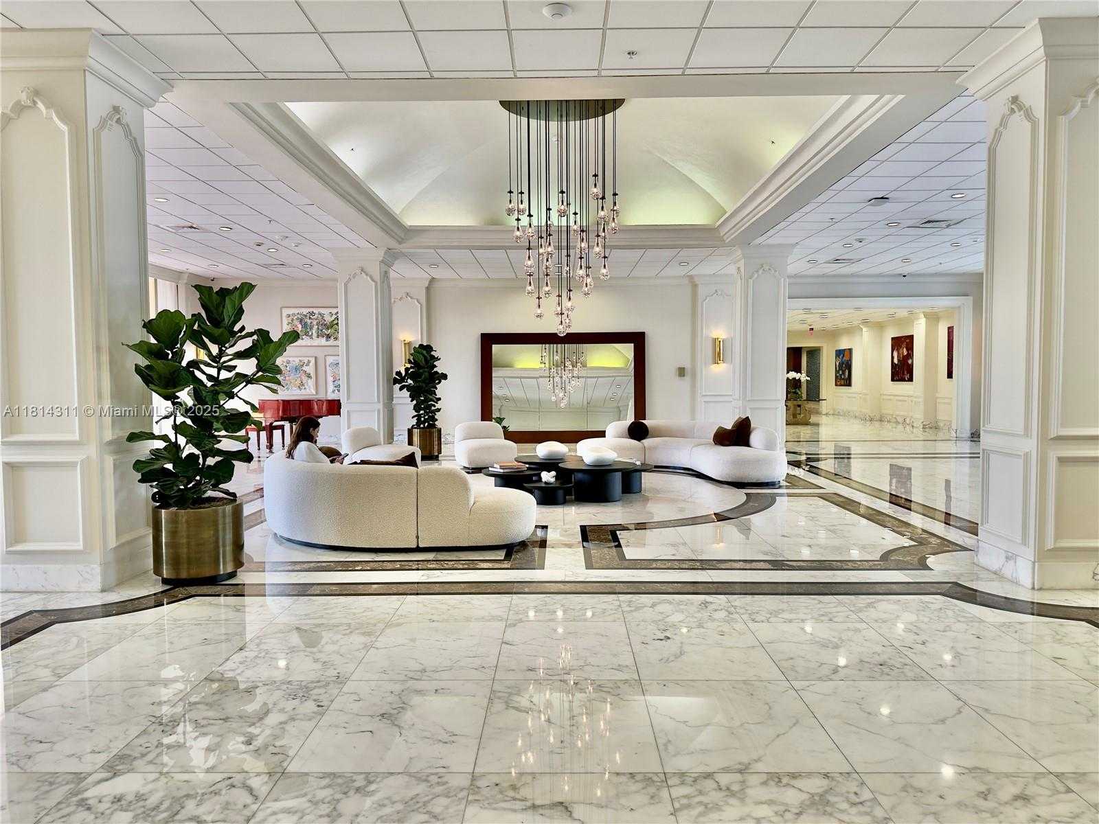 Small Image of 5600 COLLINS AVE #10V, Miami Beach Number 3