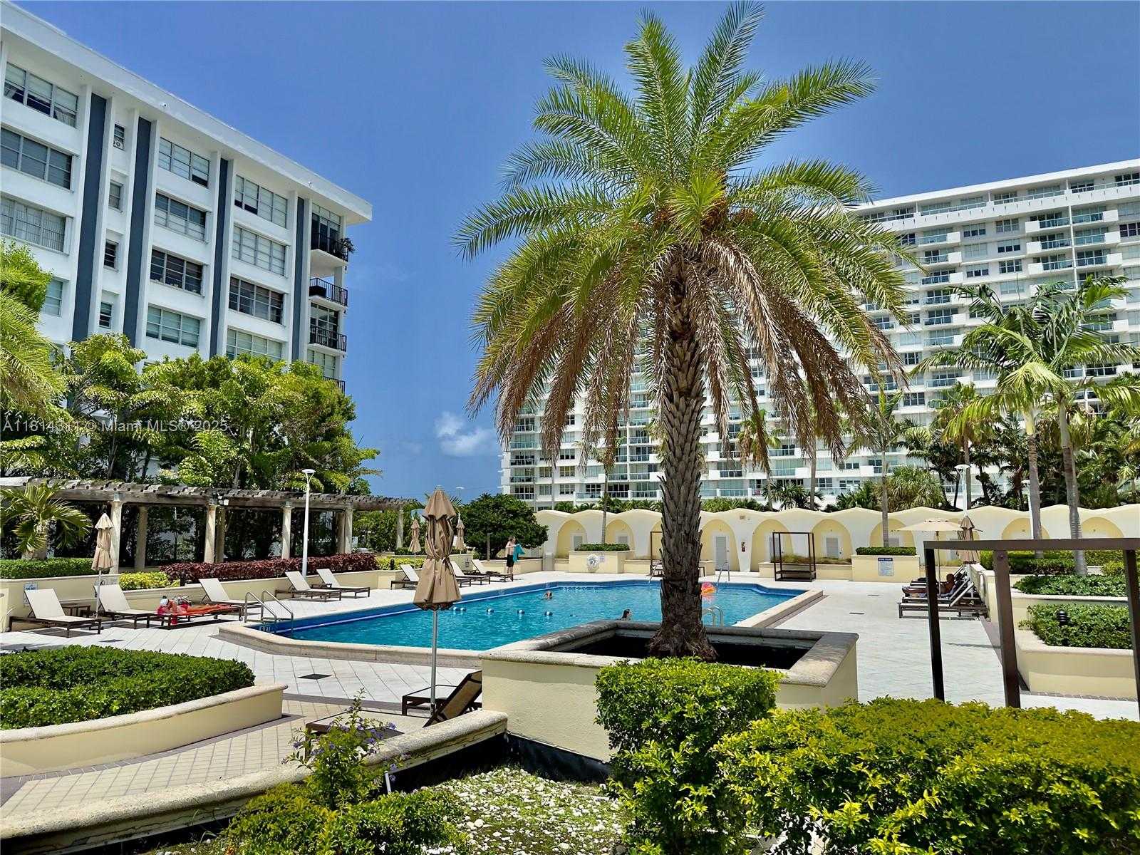 Small Image of 5600 COLLINS AVE #10V, Miami Beach Number 4
