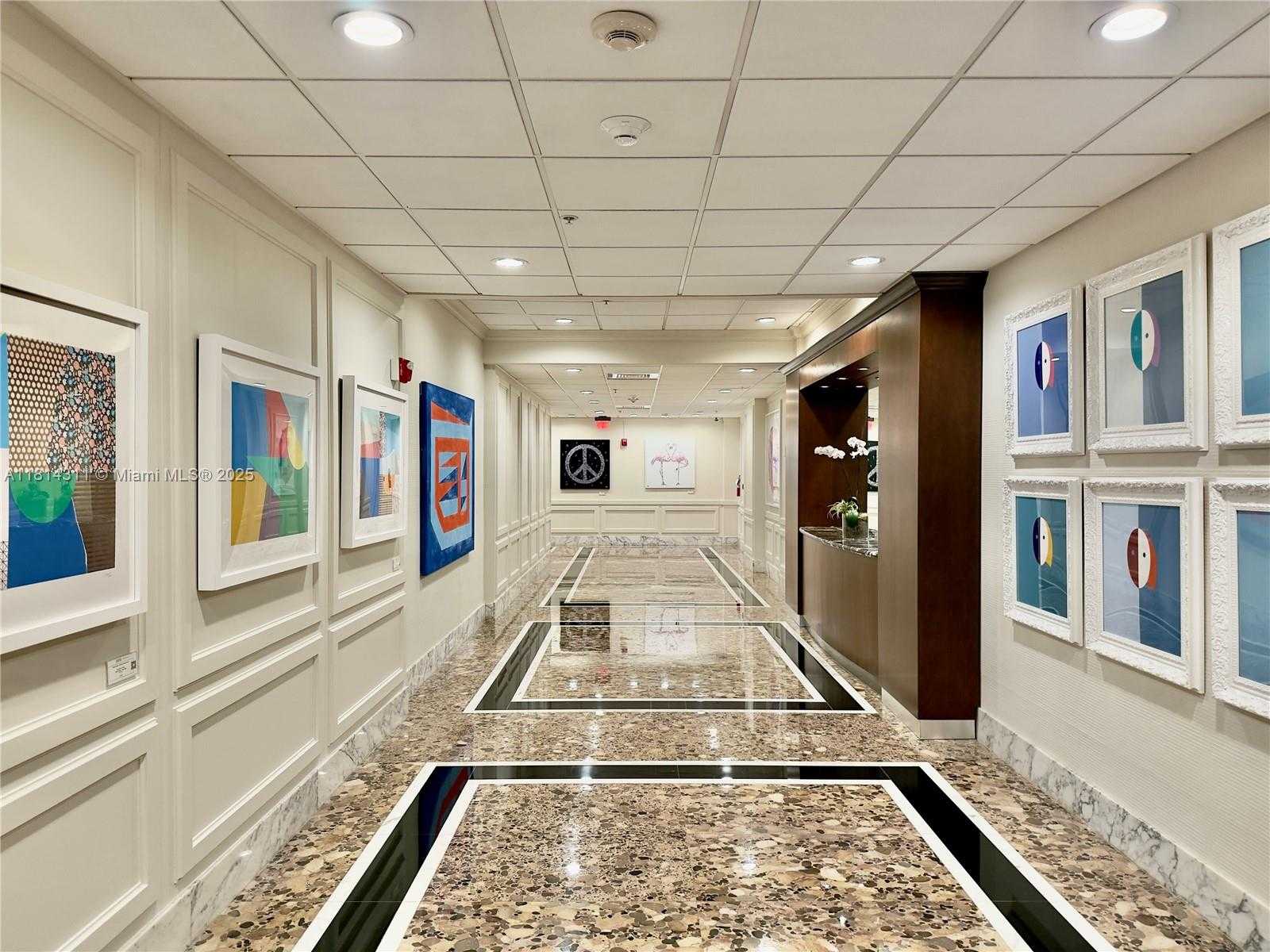 Small Image of 5600 COLLINS AVE #10V, Miami Beach Number 6