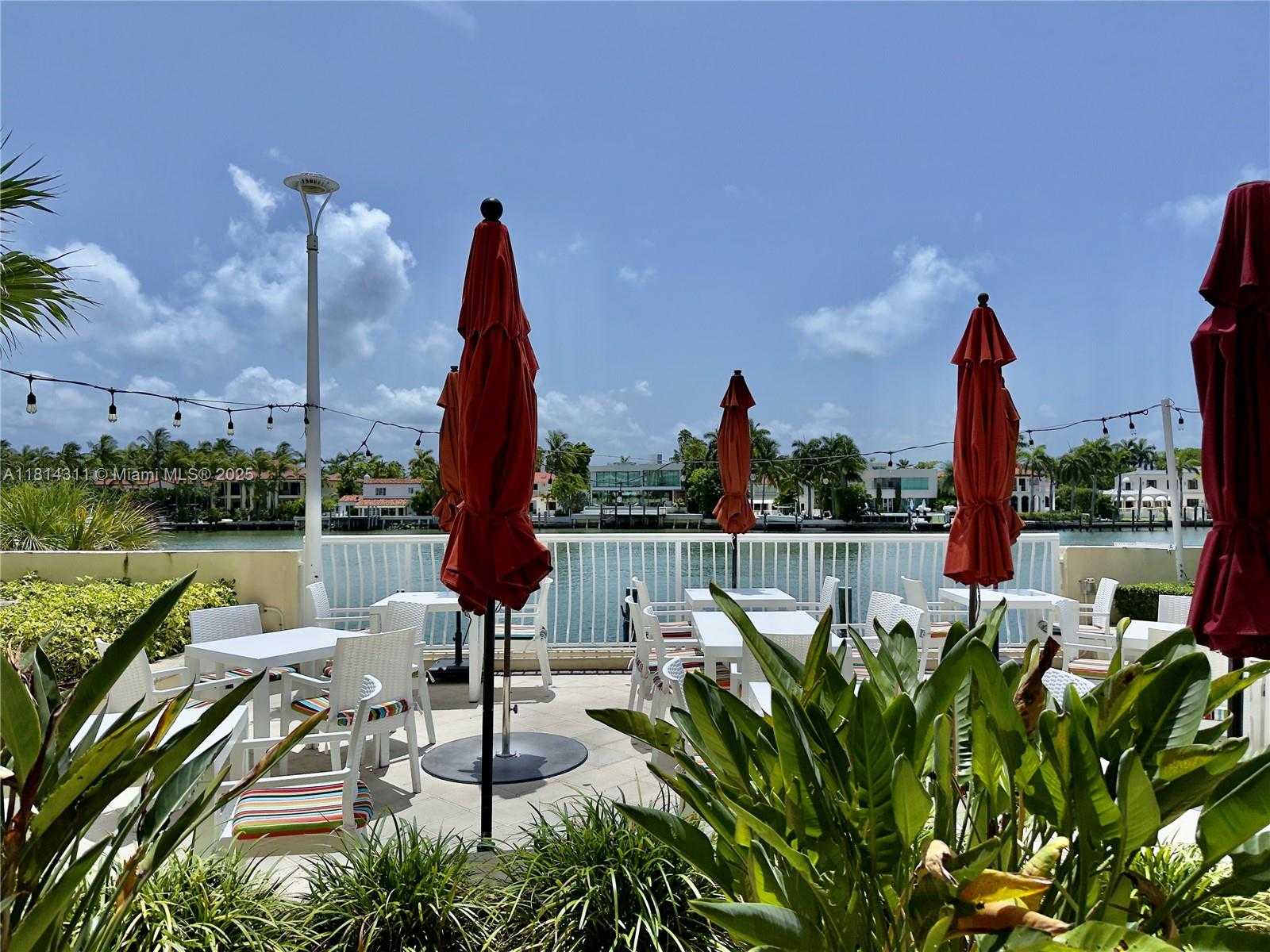 Small Image of 5600 COLLINS AVE #10V, Miami Beach Number 7