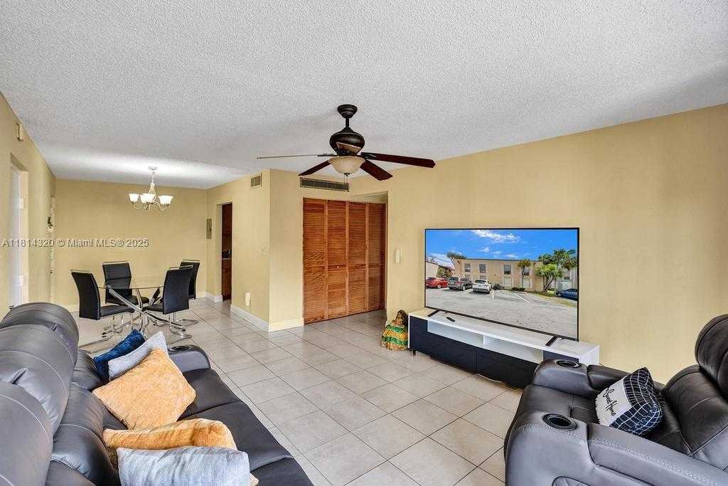 Small Image of 10804 NORTH KENDALL DR #P14, Miami Number 10