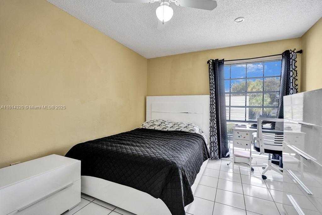 Small Image of 10804 NORTH KENDALL DR #P14, Miami Number 19