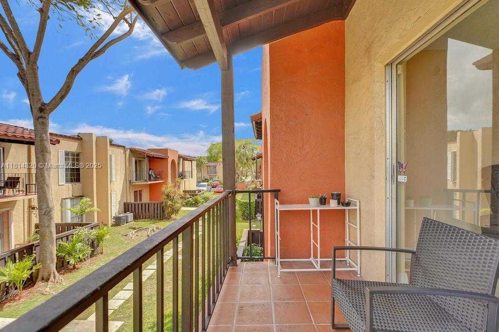 Small Image of 10804 NORTH KENDALL DR #P14, Miami Number 28