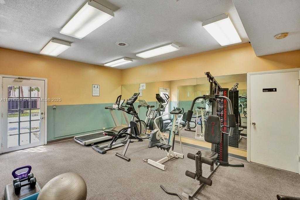Small Image of 10804 NORTH KENDALL DR #P14, Miami Number 30