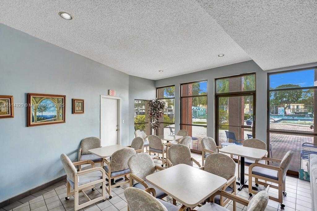 Small Image of 10804 NORTH KENDALL DR #P14, Miami Number 32