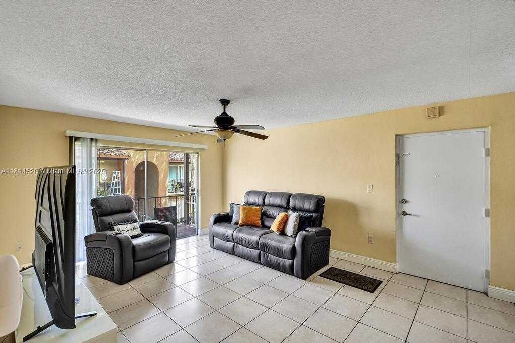 Small Image of 10804 NORTH KENDALL DR #P14, Miami Number 6