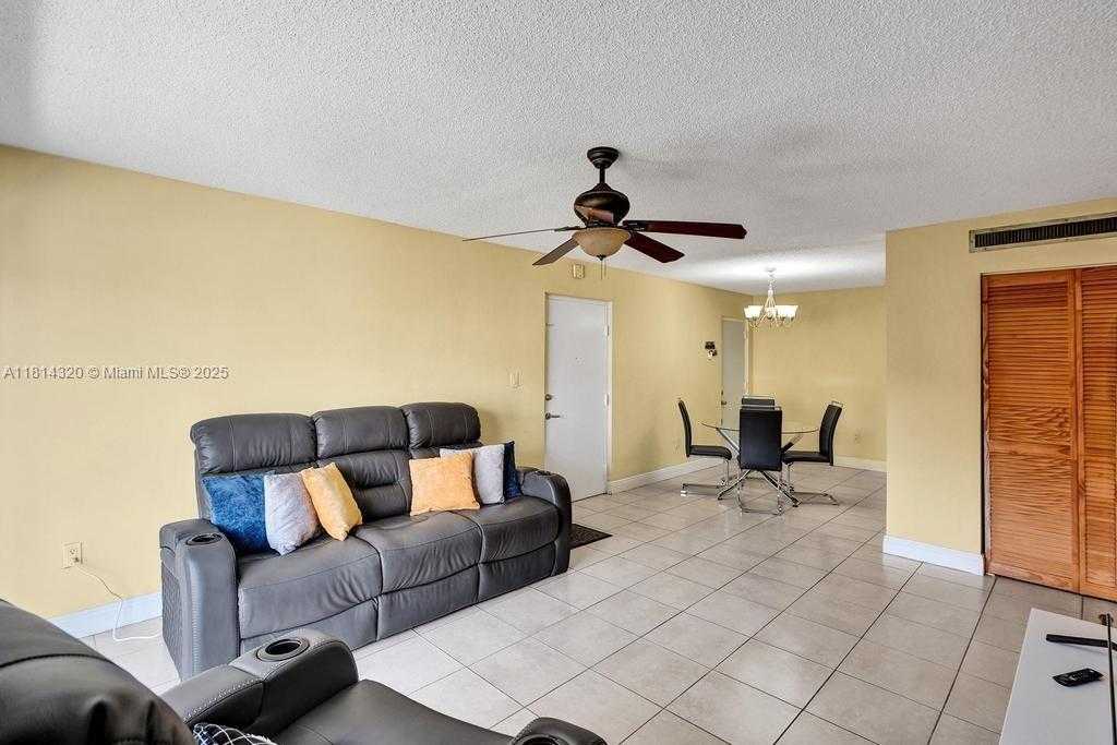 Small Image of 10804 NORTH KENDALL DR #P14, Miami Number 9