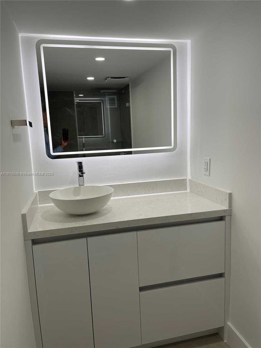 Small Image of 555 NORTH EAST 15TH ST #512, Miami Number 9