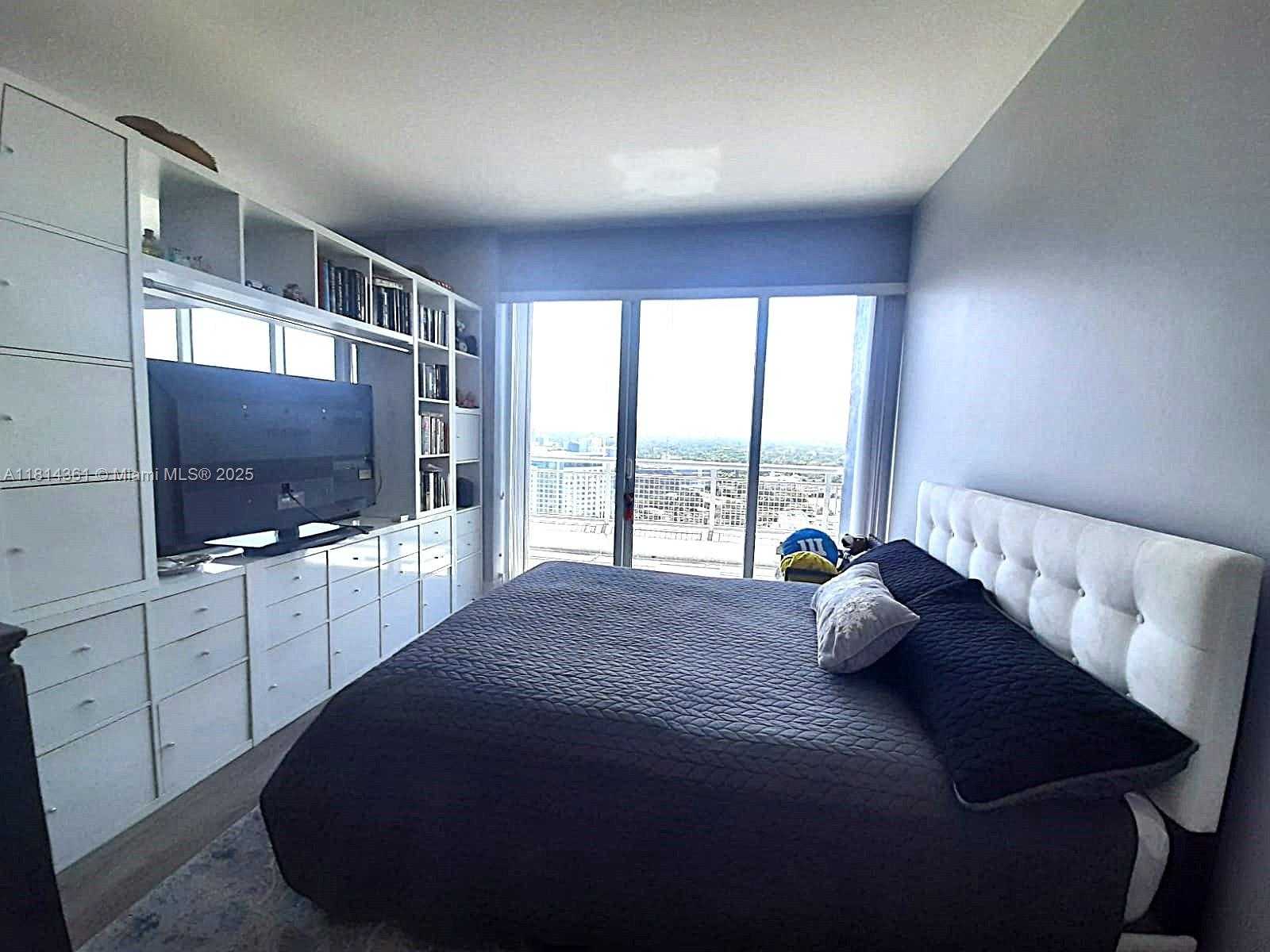 Small Image of 60 SOUTH WEST 13TH ST #1601, Miami Number 10