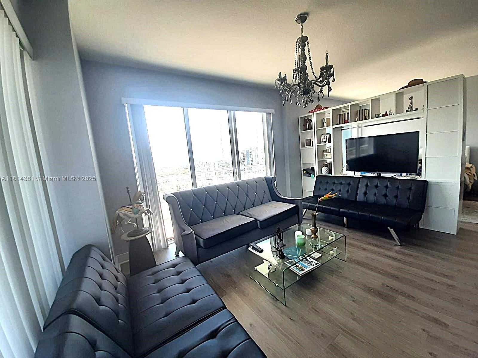 Small Image of 60 SOUTH WEST 13TH ST #1601, Miami Number 6