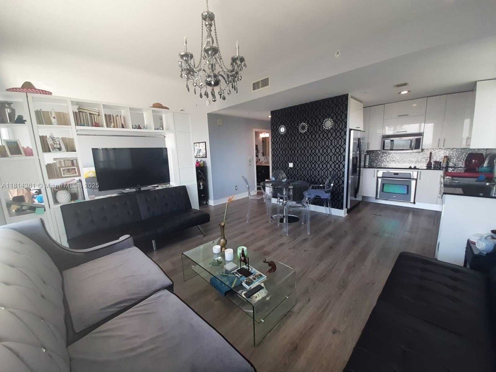 Small Image of 60 SOUTH WEST 13TH ST #1601, Miami Number 7