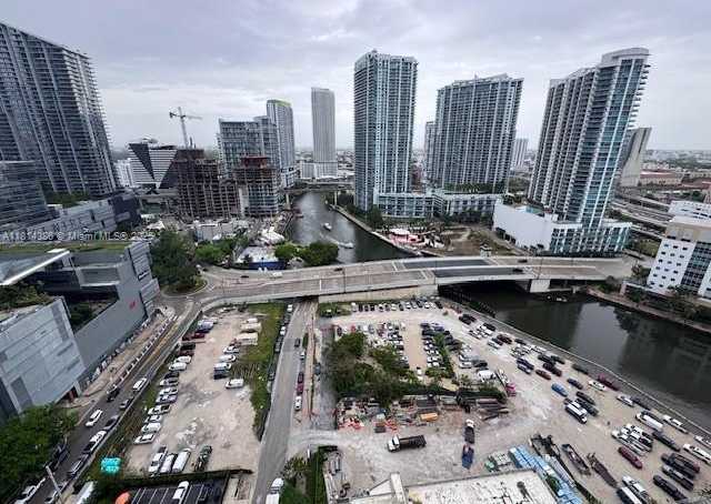 Small Image of 41 SOUTH EAST 5TH ST #1516, Miami Number 19