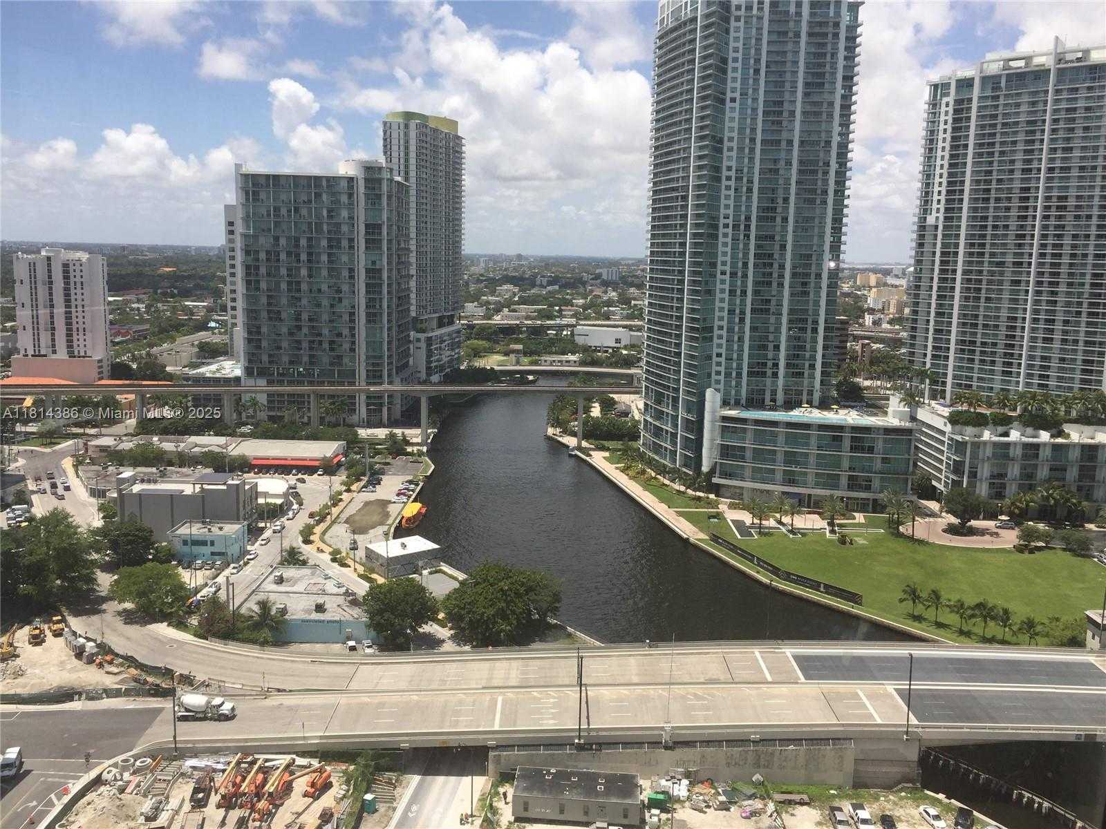 Small Image of 41 SOUTH EAST 5TH ST #1516, Miami Number 21