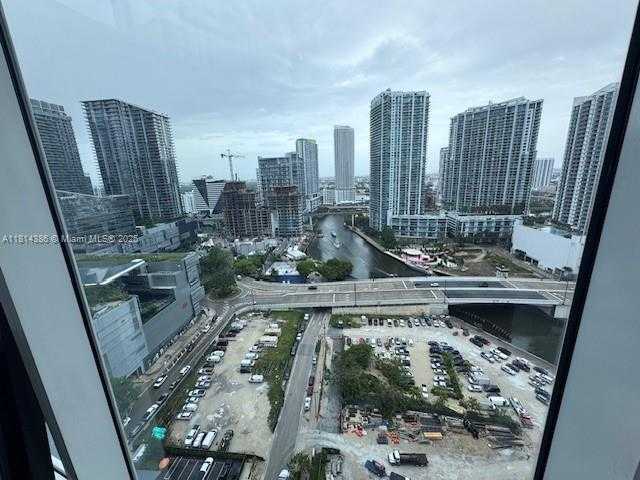Small Image of 41 SOUTH EAST 5TH ST #1516, Miami Number 22