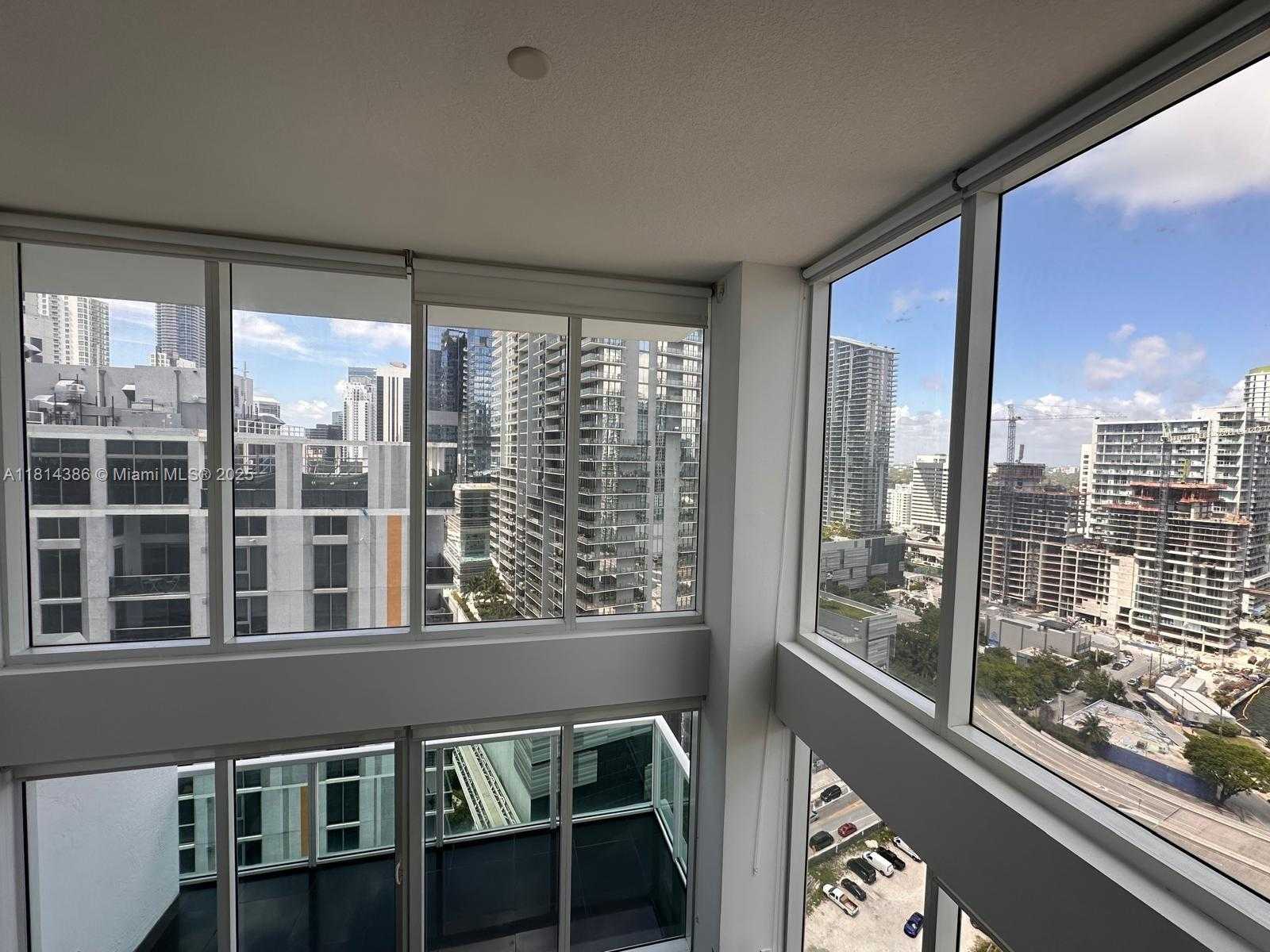 Small Image of 41 SOUTH EAST 5TH ST #1516, Miami Number 24