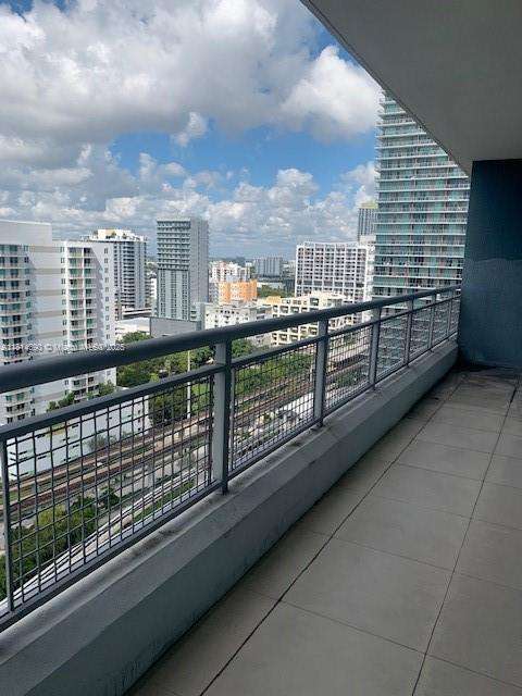 Small Image of 60 SOUTH WEST 13TH ST #1719, Miami Number 9