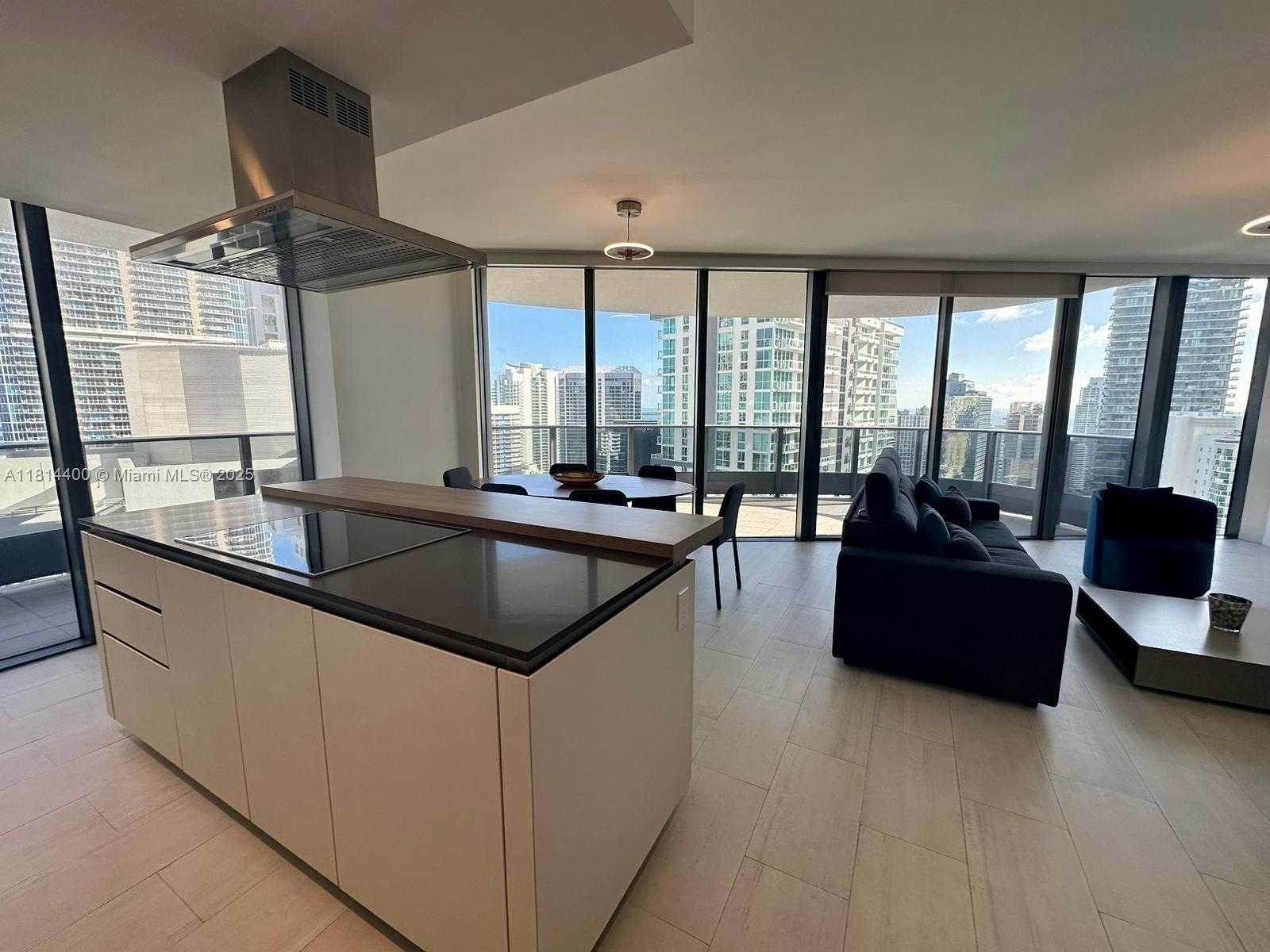 Small Image of 1000 BRICKELL PLZ #4001, Miami Number 12