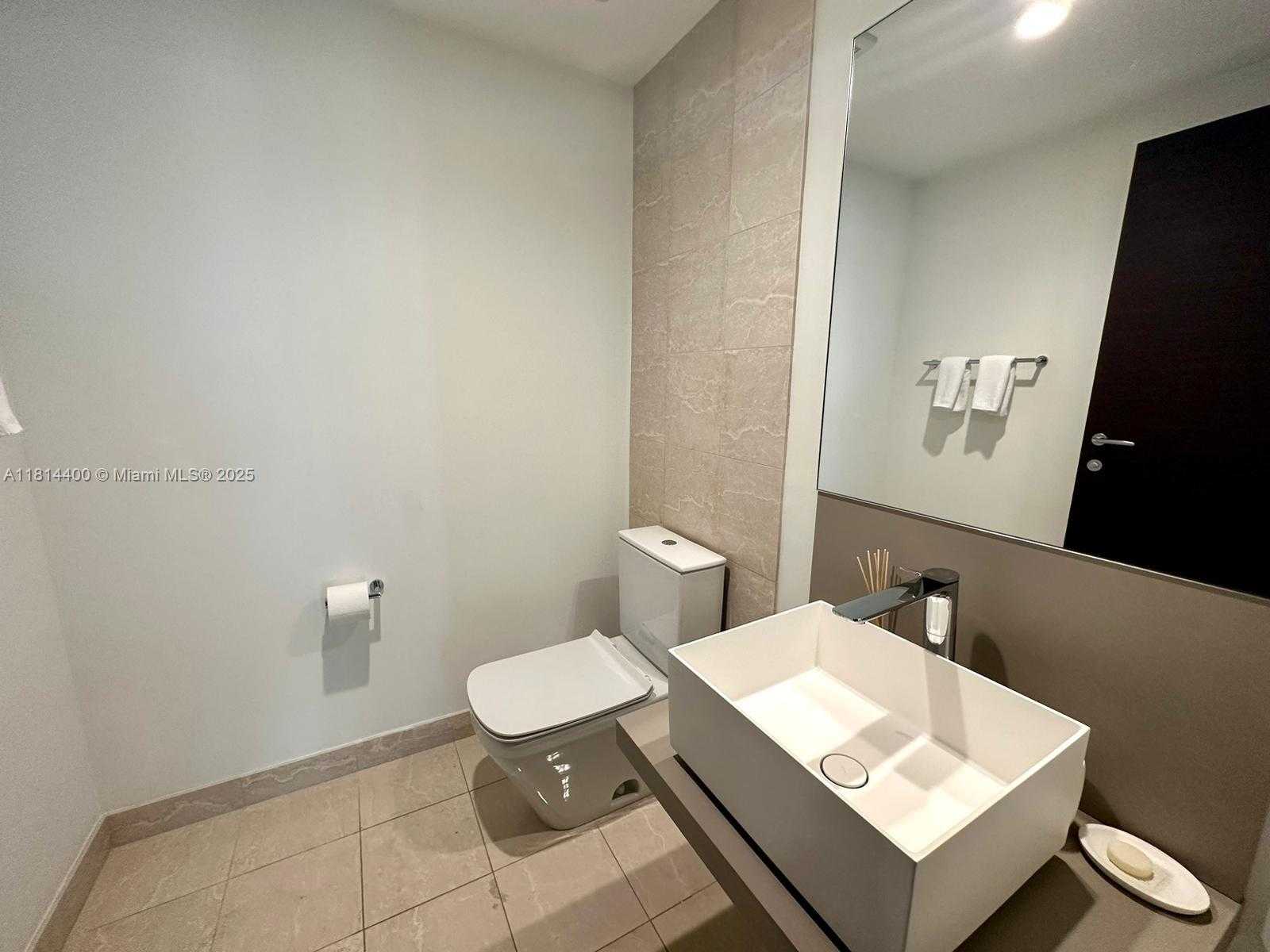 Small Image of 1000 BRICKELL PLZ #4001, Miami Number 13