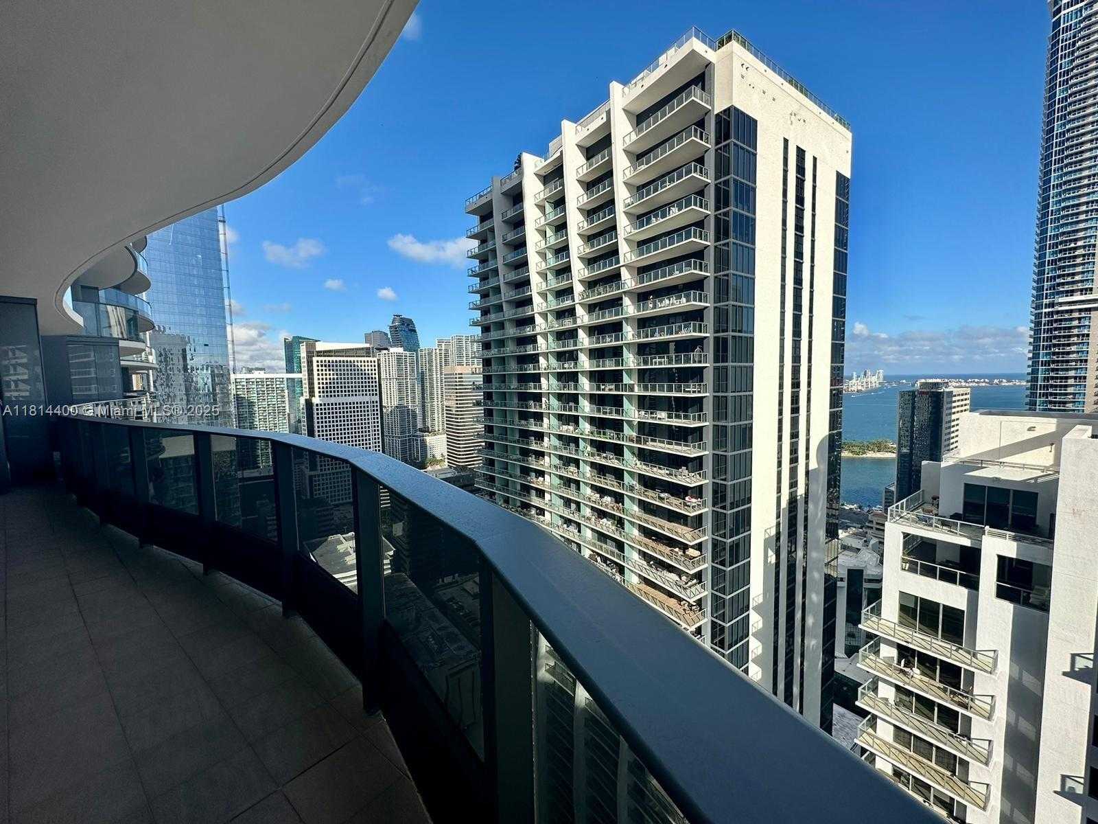 Small Image of 1000 BRICKELL PLZ #4001, Miami Number 8